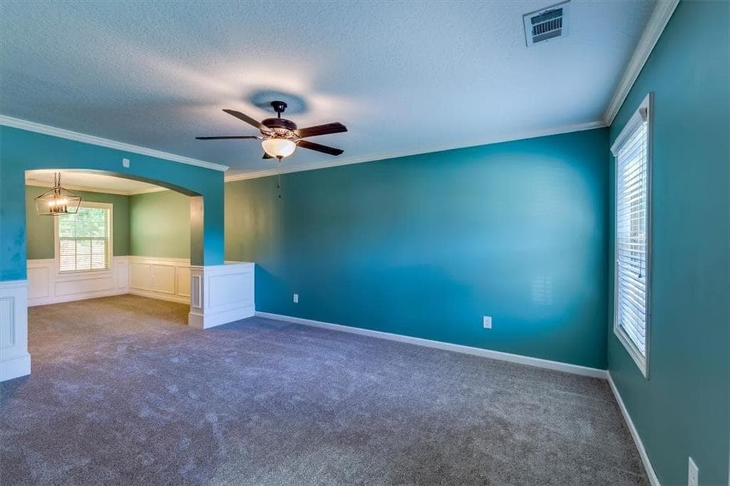 4 bedroom, 3 bathroom, 2,601 sq ft single family residence for sale at 659 Peachtree Road, Jefferson, GA 30549 — photo 4
