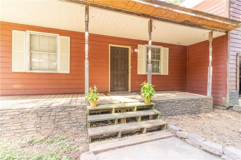 4 bedroom, 3 bathroom, 1,844 sq ft single family residence for sale at 111 Willow, Commerce, GA 30529 — photo 3