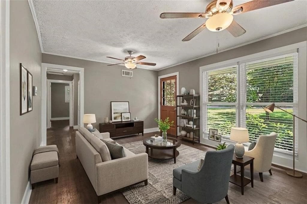 2 bedroom, 1 bathroom, 925 sq ft single family residence for sale at 924 Greenbriar Place, Decatur, GA 30033 — photo 5