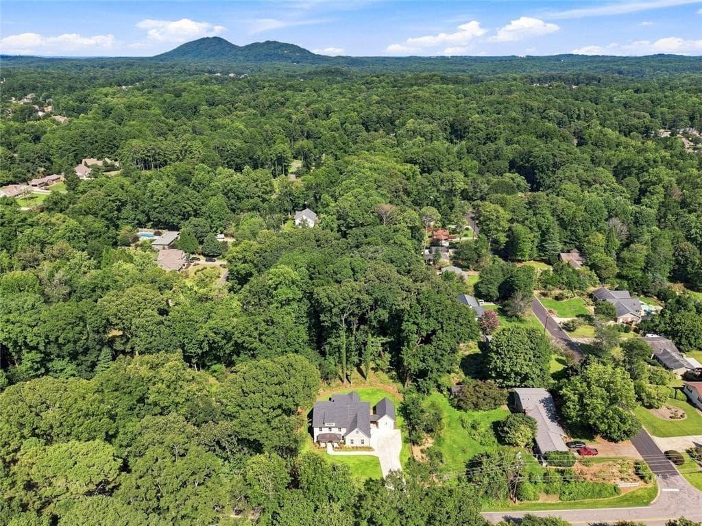 4 bedroom, 4 bathroom, 2,780 sq ft single family residence for sale at 2747 Bob Cox Road, Marietta, GA 30064 — photo 3