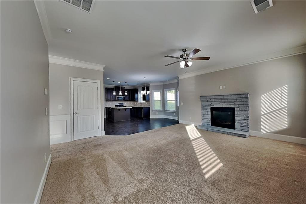 4 bedroom, 3 bathroom, 2,456 sq ft single family residence for rent at 84 Valley View Trail, Dallas, GA 30132 for $2,300 a month — photo 4