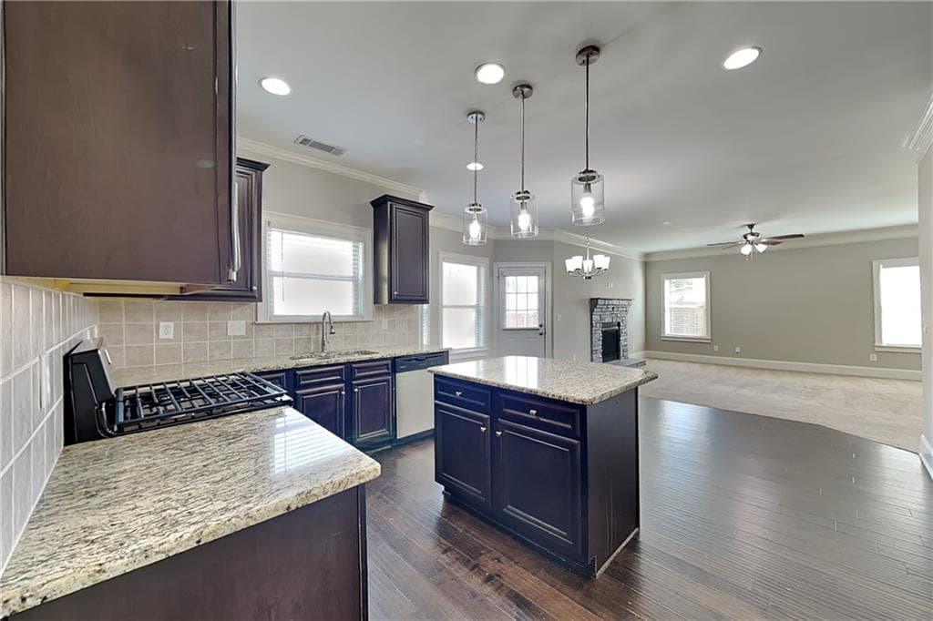 4 bedroom, 3 bathroom, 2,456 sq ft single family residence for rent at 84 Valley View Trail, Dallas, GA 30132 for $2,300 a month — photo 5