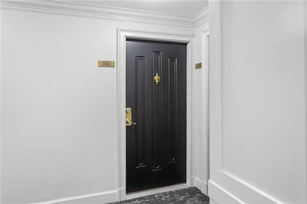 1 bedroom, 1 bathroom, 807 sq ft condominium for sale at 2870 Pharr Court South 1109, Atlanta, GA 30305 — photo 5