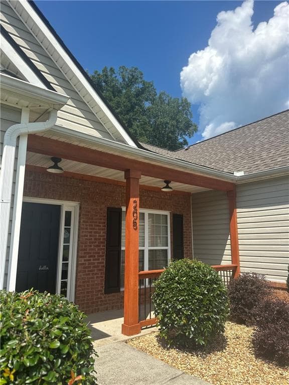 3 bedroom, 2 bathroom, 1,705 sq ft single family residence for sale at 205 Stagecoach Pass, Temple, GA 30179 — photo 3