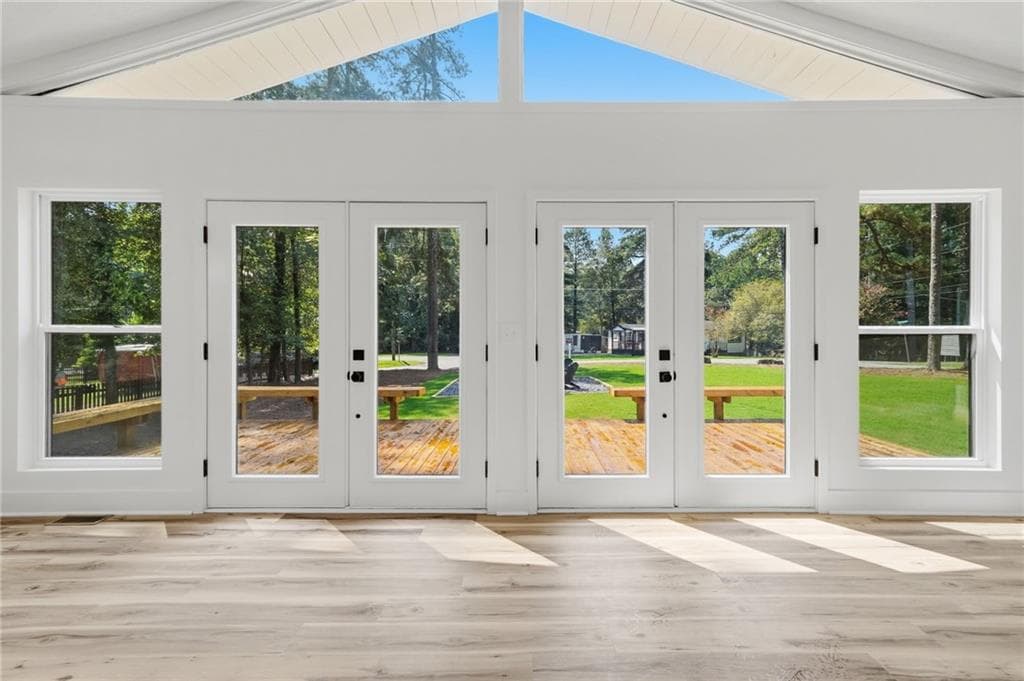 3 bedroom, 2 bathroom, 1,365 sq ft single family residence for sale at 400 Cottonwood Drive, Woodstock, GA 30189 — photo 9