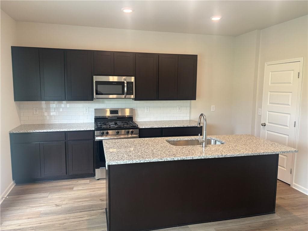 3 bedroom, 3 bathroom, 1,640 sq ft single family residence for rent at 104 Lavender Circle, Calhoun, GA 30701 for $1,850 a month — photo 4