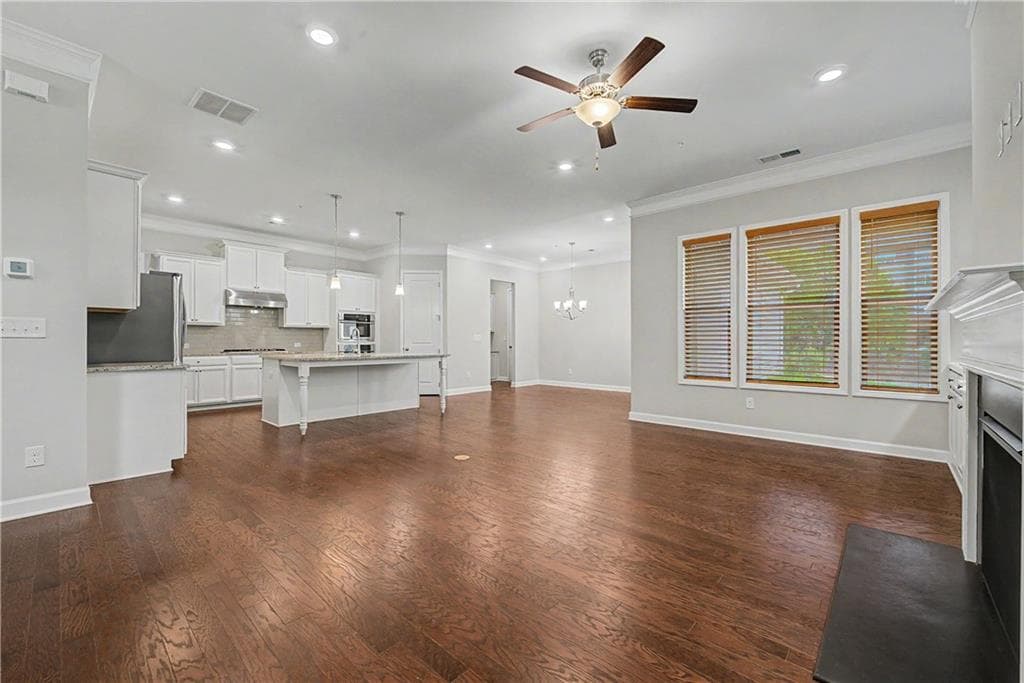 4 bedroom, 3 bathroom, 2,397 sq ft single family residence for rent at 165 Mansfield Drive, Fayetteville, GA 30214 for $2,800 a month — photo 8