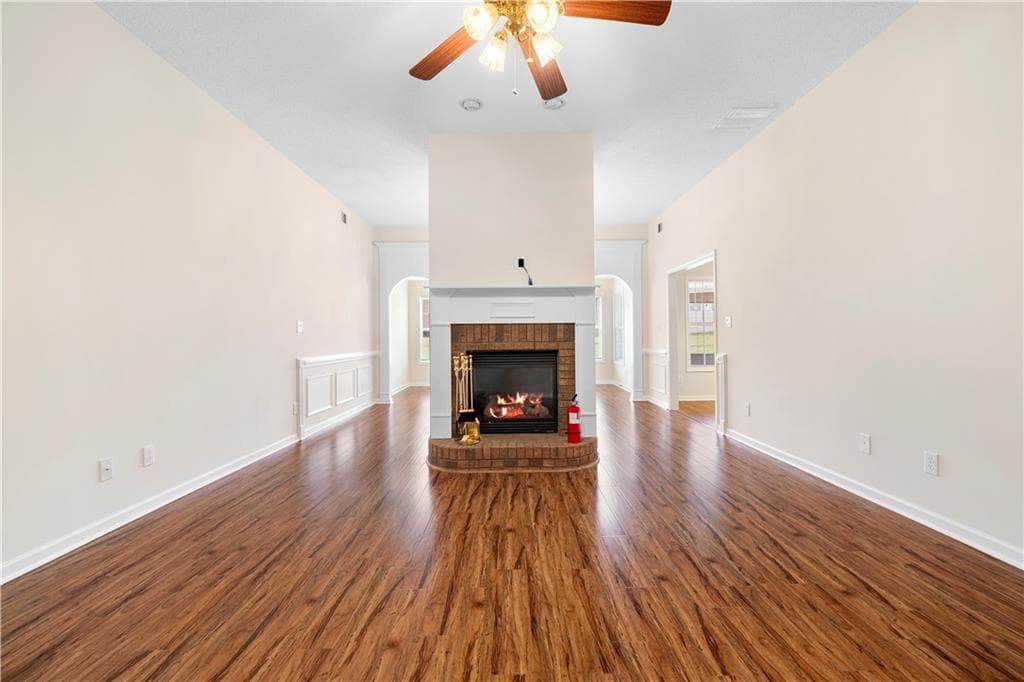 2 bedroom, 2 bathroom, 2,023 sq ft single family residence for sale at 235 Prominent Loop, Mcdonough, GA 30253 — photo 9