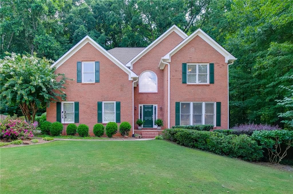 4 bedroom, 3 bathroom, 2,868 sq ft single family residence for sale at 651 Sweetfern Lane, Sugar Hill, GA 30518 — photo 1 of 33