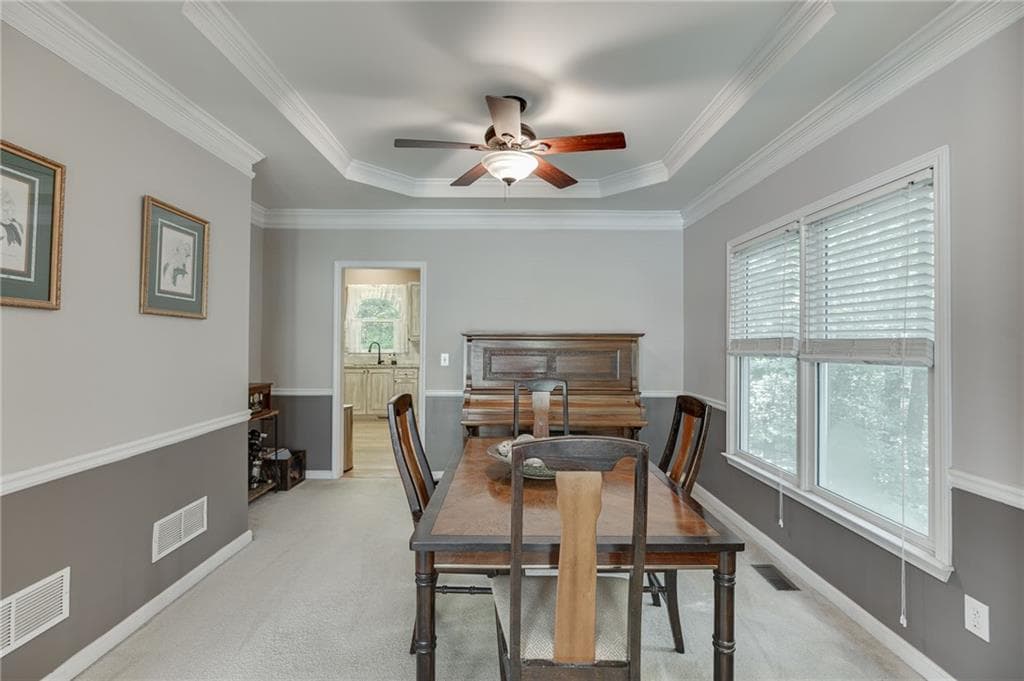 4 bedroom, 3 bathroom, 2,868 sq ft single family residence for sale at 651 Sweetfern Lane, Sugar Hill, GA 30518 — photo 4