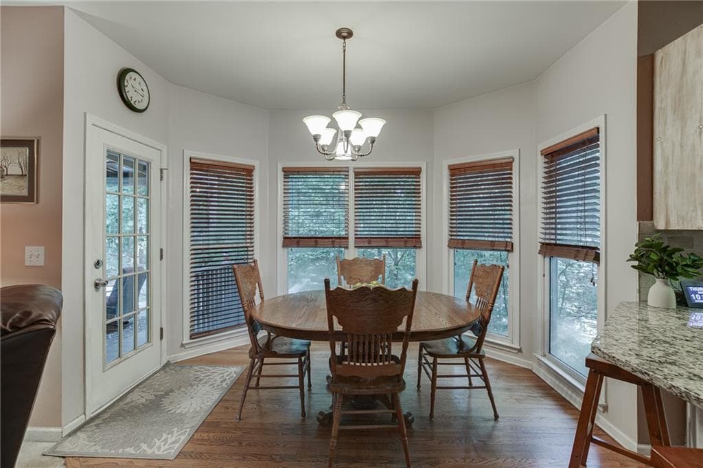 4 bedroom, 3 bathroom, 2,868 sq ft single family residence for sale at 651 Sweetfern Lane, Sugar Hill, GA 30518 — photo 7