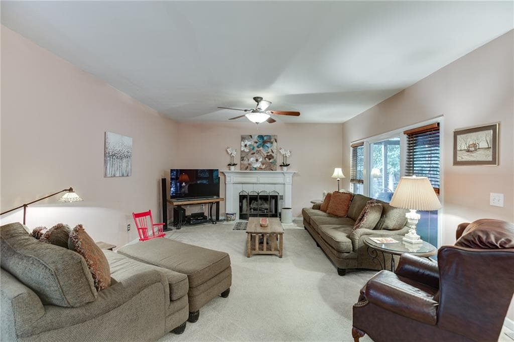 4 bedroom, 3 bathroom, 2,868 sq ft single family residence for sale at 651 Sweetfern Lane, Sugar Hill, GA 30518 — photo 9
