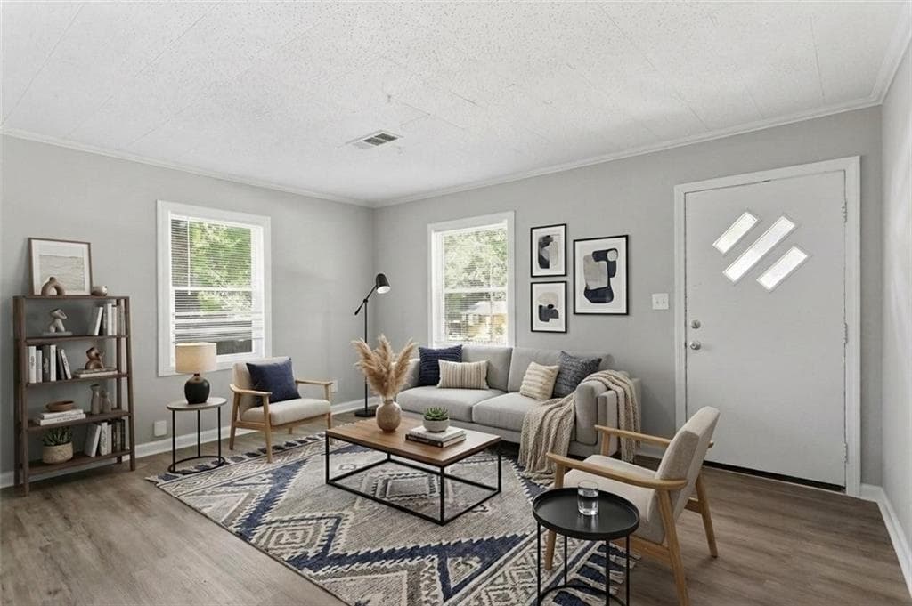 3 bedroom, 1 bathroom, 916 sq ft single family residence under contract at 1693 Concord Drive, Marietta, GA 30060 — photo 4
