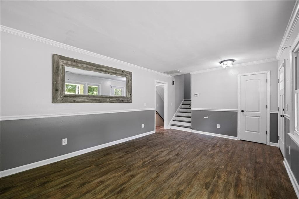 5 bedroom, 2 bathroom, 2,720 sq ft single family residence for sale at 192 Summit Street, Cornelia, GA 30531 — photo 7