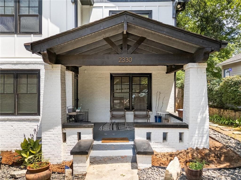 4 bedroom, 3 bathroom, 2,016 sq ft single family residence for sale at 2330 1st Avenue, Atlanta, GA 30317 — photo 3