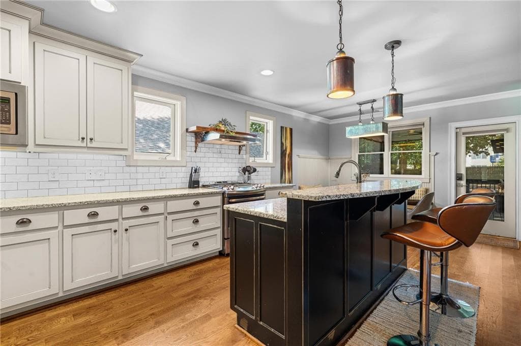 4 bedroom, 3 bathroom, 2,016 sq ft single family residence for sale at 2330 1st Avenue, Atlanta, GA 30317 — photo 10