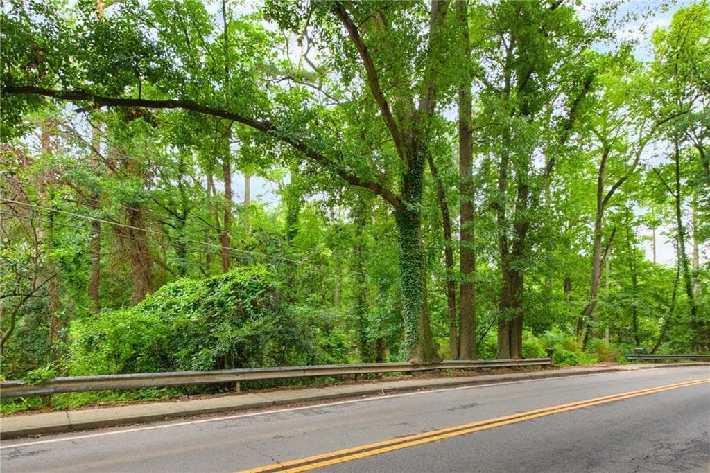 4 bedroom, 2 bathroom, 1,936 sq ft single family residence for sale at 1899 Moores Mill Road, Atlanta, GA 30318 — photo 8