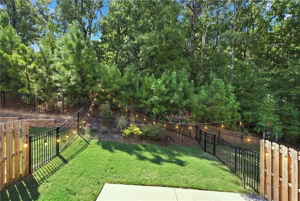 4 bedroom, 4 bathroom, 2,676 sq ft townhouse for sale at 238 Retreat Lane, Canton, GA 30114 — photo 2