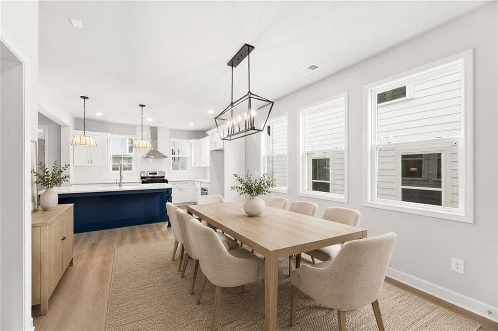 3 bedroom, 3 bathroom, 2,106 sq ft single family residence for sale at 911 East Green Lane, Clarkston, GA 30021 — photo 4