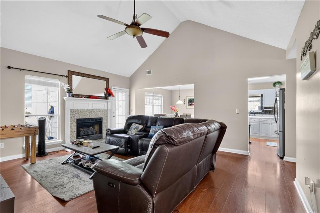 3 bedroom, 2 bathroom, 1,462 sq ft single family residence for sale at 705 Allens Landing Drive, Lawrenceville, GA 30045 — photo 7