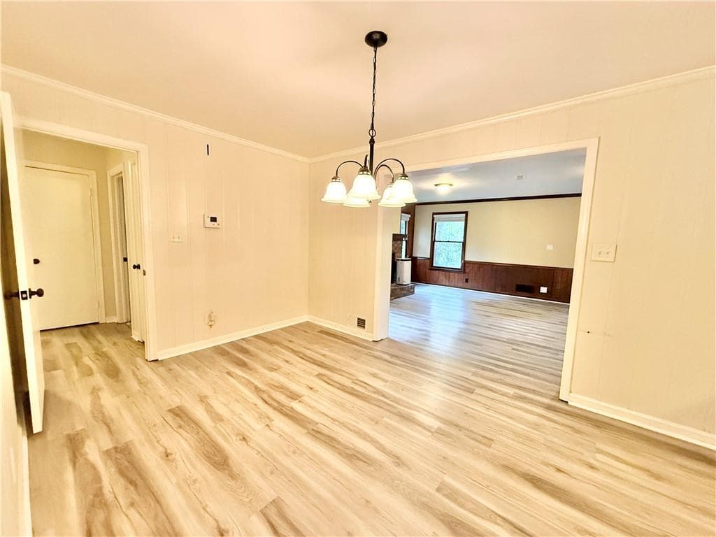 4 bedroom, 3 bathroom, 1,827 sq ft single family residence for rent at 3463 Canadian Way, Tucker, GA 30084 for $2,500 a month — photo 5