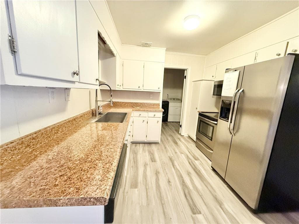 4 bedroom, 3 bathroom, 1,827 sq ft single family residence for rent at 3463 Canadian Way, Tucker, GA 30084 for $2,500 a month — photo 8