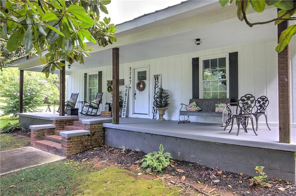 3 bedroom, 2 bathroom, 1,728 sq ft single family residence for sale at 5247 Roland Hayes Parkway, Calhoun, GA 30701 — photo 3