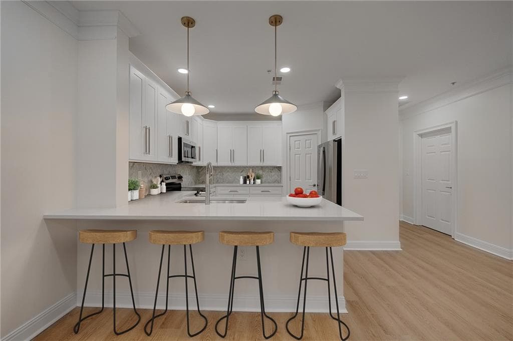 1 bedroom, 2 bathroom, 1,025 sq ft condominium for sale at 5415 Northland Drive 308, Atlanta, GA 30342 — photo 9
