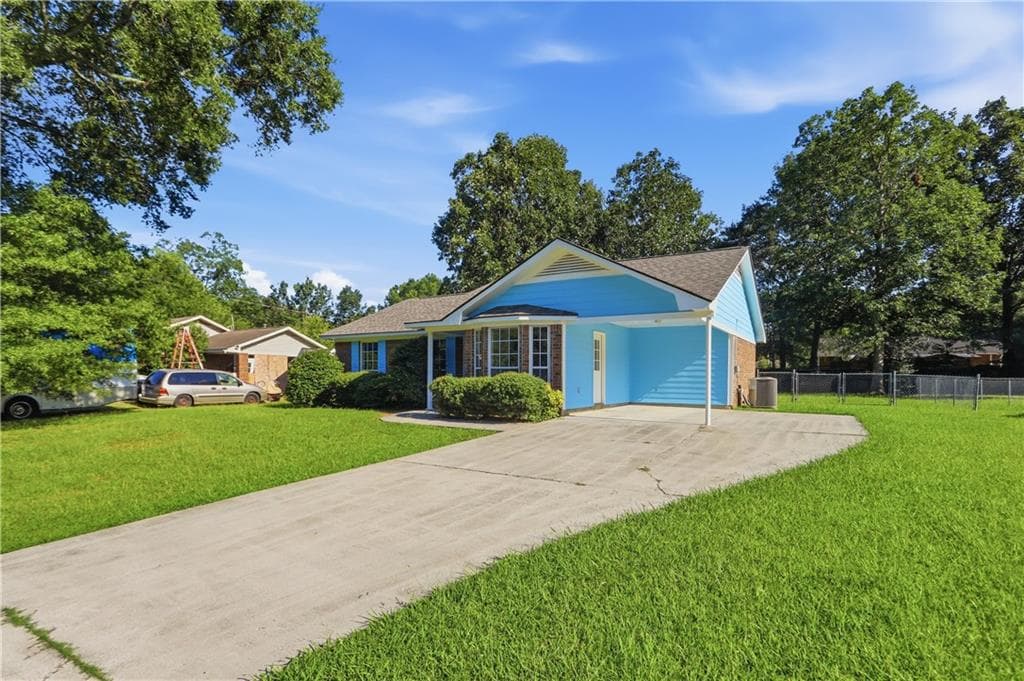 3 bedroom, 2 bathroom, 1,275 sq ft single family residence under contract at 7 Frances Drive, Rome, GA 30165 — photo 3