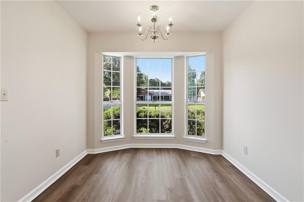 3 bedroom, 2 bathroom, 1,275 sq ft single family residence under contract at 7 Frances Drive, Rome, GA 30165 — photo 8