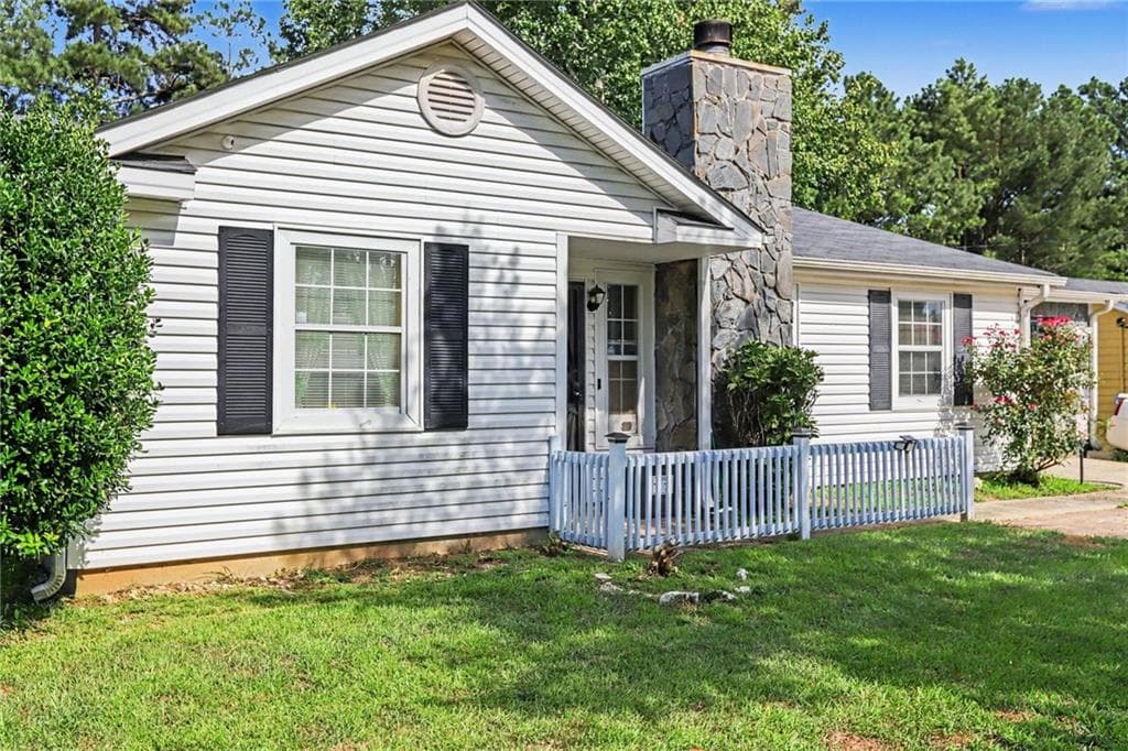 4 bedroom, 3 bathroom, 1,800 sq ft single family residence for sale at 2805 Robinson Wood Drive, Riverdale, GA 30296 — photo 6