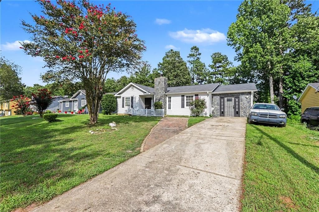 4 bedroom, 3 bathroom, 1,800 sq ft single family residence for sale at 2805 Robinson Wood Drive, Riverdale, GA 30296 — photo 7