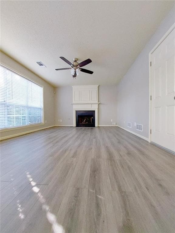 4 bedroom, 3 bathroom, 1,956 sq ft single family residence for sale at 11830 Carriage Park Lane, Johns Creek, GA 30097 — photo 9