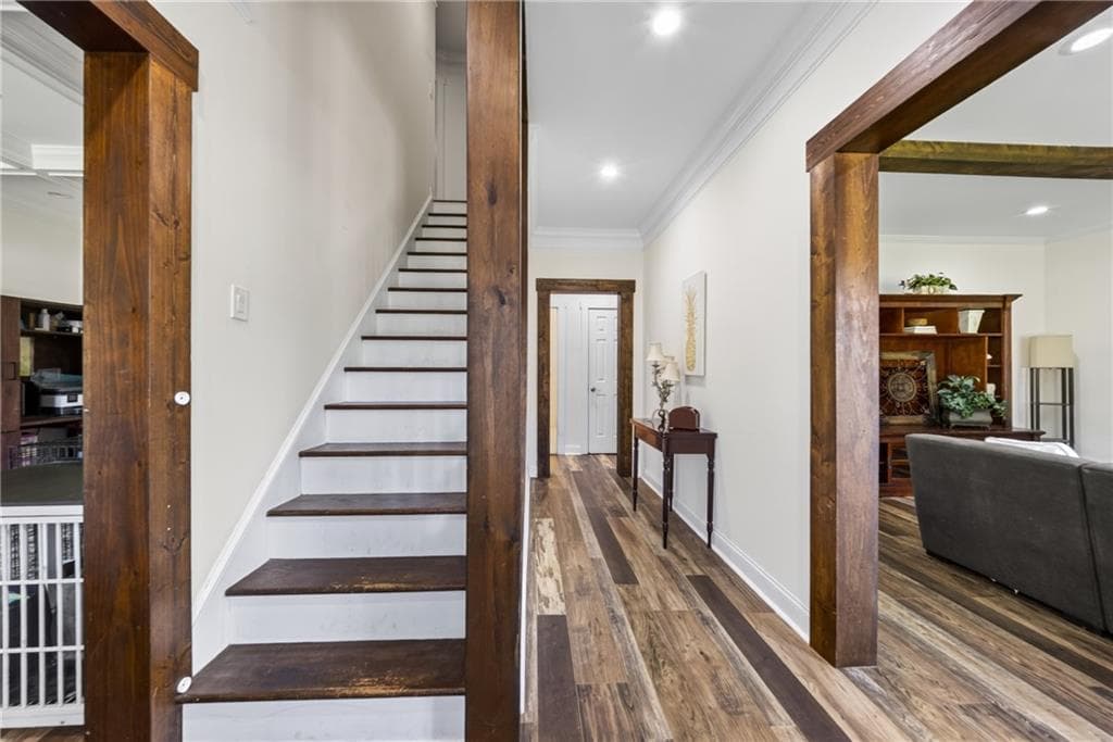 4 bedroom, 4 bathroom, 3,048 sq ft single family residence for sale at 2872 Summit Crest Lane, Snellville, GA 30078 — photo 4
