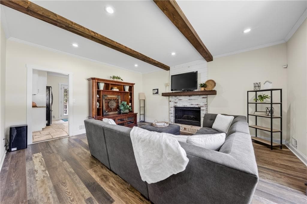 4 bedroom, 4 bathroom, 3,048 sq ft single family residence for sale at 2872 Summit Crest Lane, Snellville, GA 30078 — photo 5