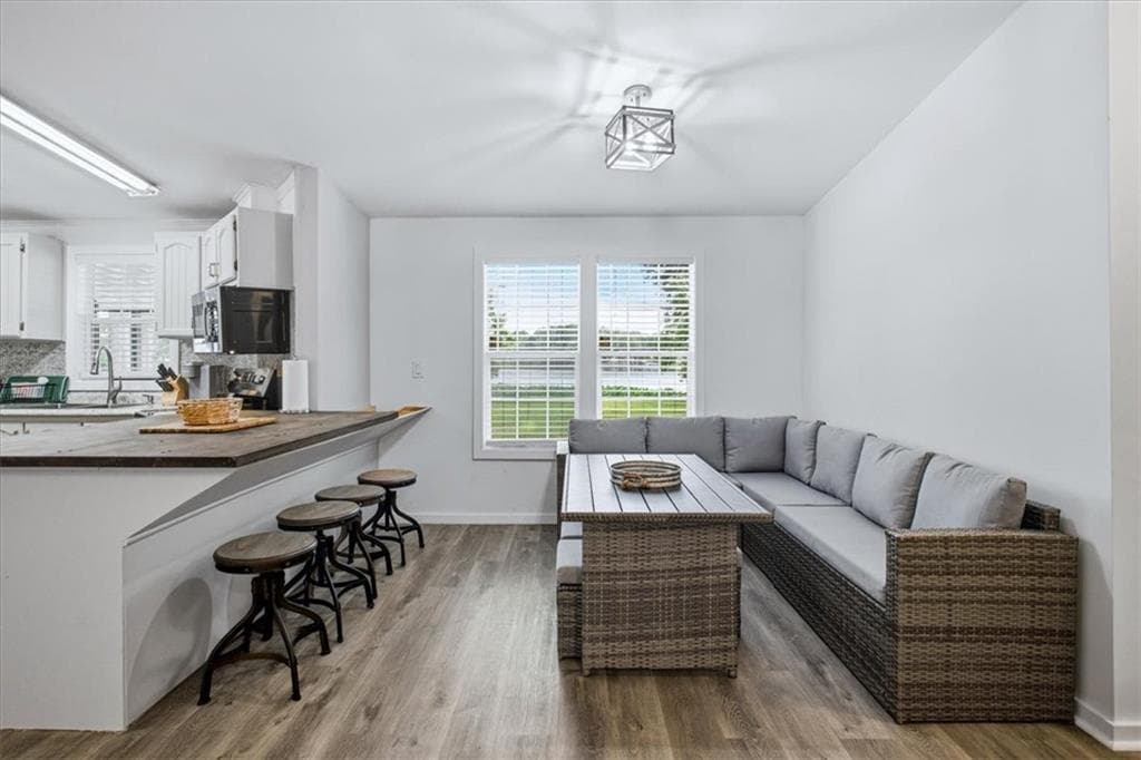 3 bedroom, 2 bathroom, 1,200 sq ft single family residence for sale at 1551 Sugar Creek Trail, Buckhead, GA 30625 — photo 7