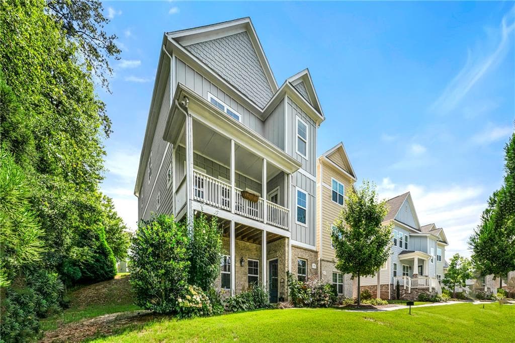 4 bedroom, 4 bathroom, 2,818 sq ft single family residence under contract at 985 Shelnutt Drive, Marietta, GA 30060 — photo 6