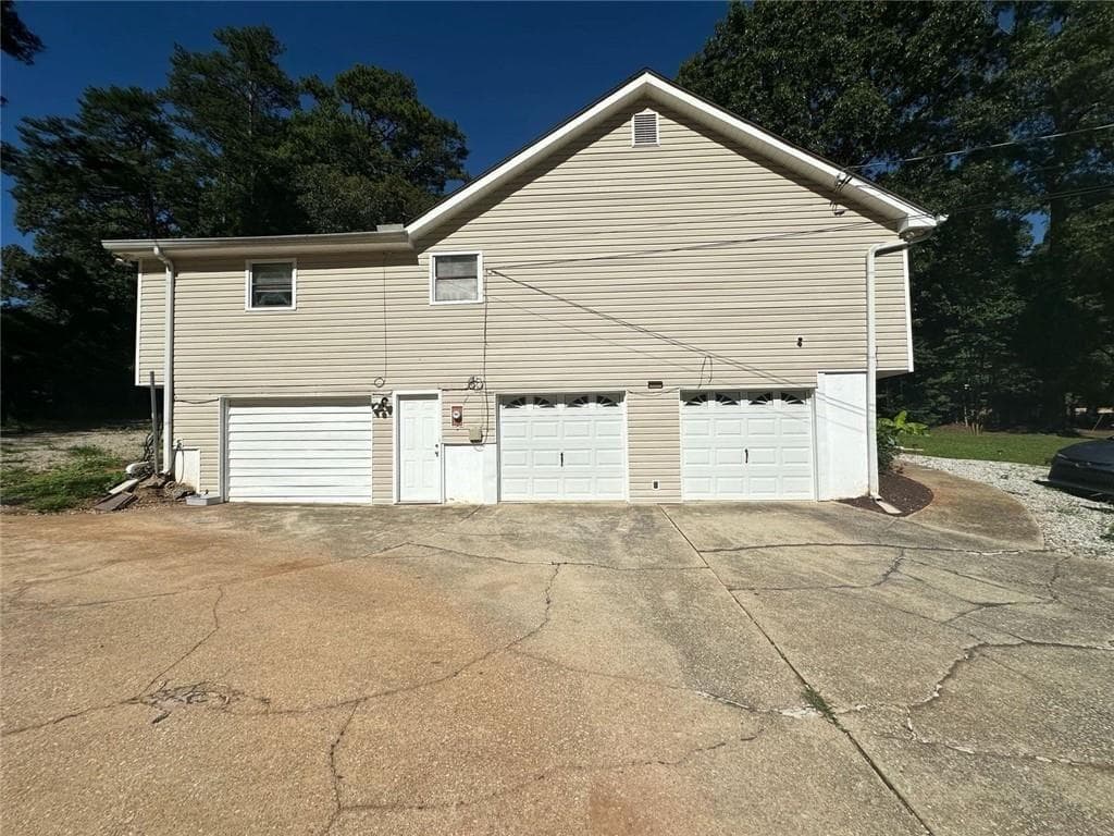 4 bedroom, 3 bathroom, 4,961 sq ft single family residence for sale at 756 Post Road Way, Stone Mountain, GA 30088 — photo 3