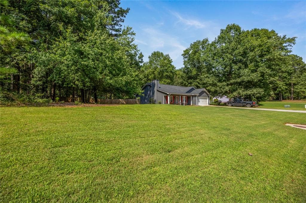 3 bedroom, 2 bathroom, 1,503 sq ft single family residence for sale at 469 Cedar Trail, Winder, GA 30680 — photo 2