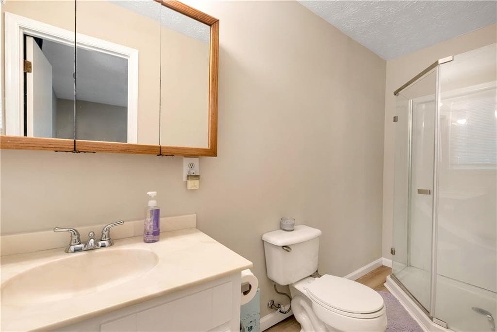 3 bedroom, 2 bathroom, 1,908 sq ft single family residence for sale at 1847 Oak Ridge Lane, Lawrenceville, GA 30044 — photo 8