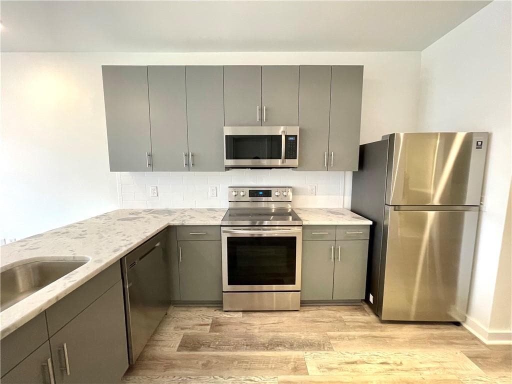 1 bedroom, 1 bathroom, 657 sq ft condominium for sale at 525 Parkway Drive 313, Atlanta, GA 30308 — photo 6