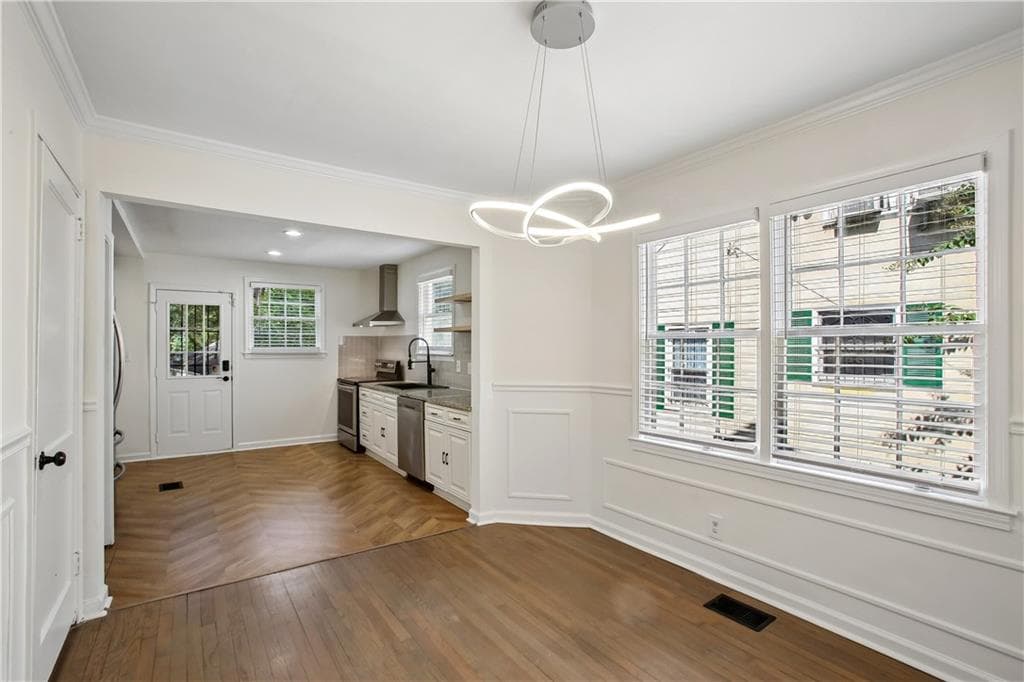 4 bedroom, 2 bathroom, 1,873 sq ft single family residence for rent at 1649 Beecher Street, Atlanta, GA 30310 for $2,400 a month — photo 8