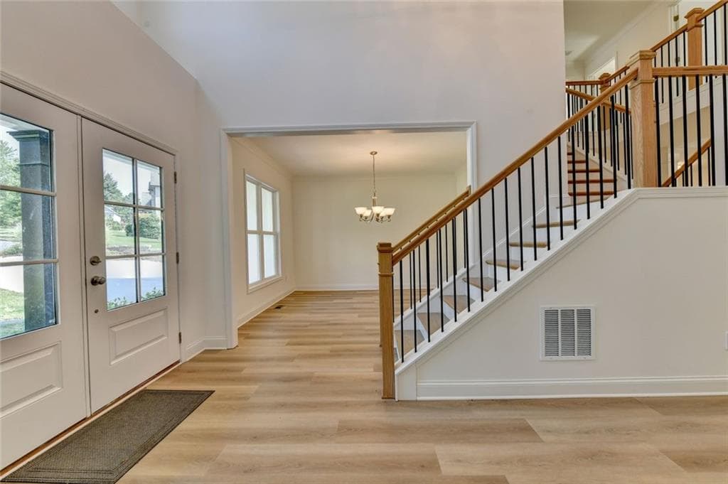 5 bedroom, 4 bathroom, 3,500 sq ft single family residence for rent at 9135 Fox Trail Lane, Gainesville, GA 30506 for $3,500 a month — photo 4