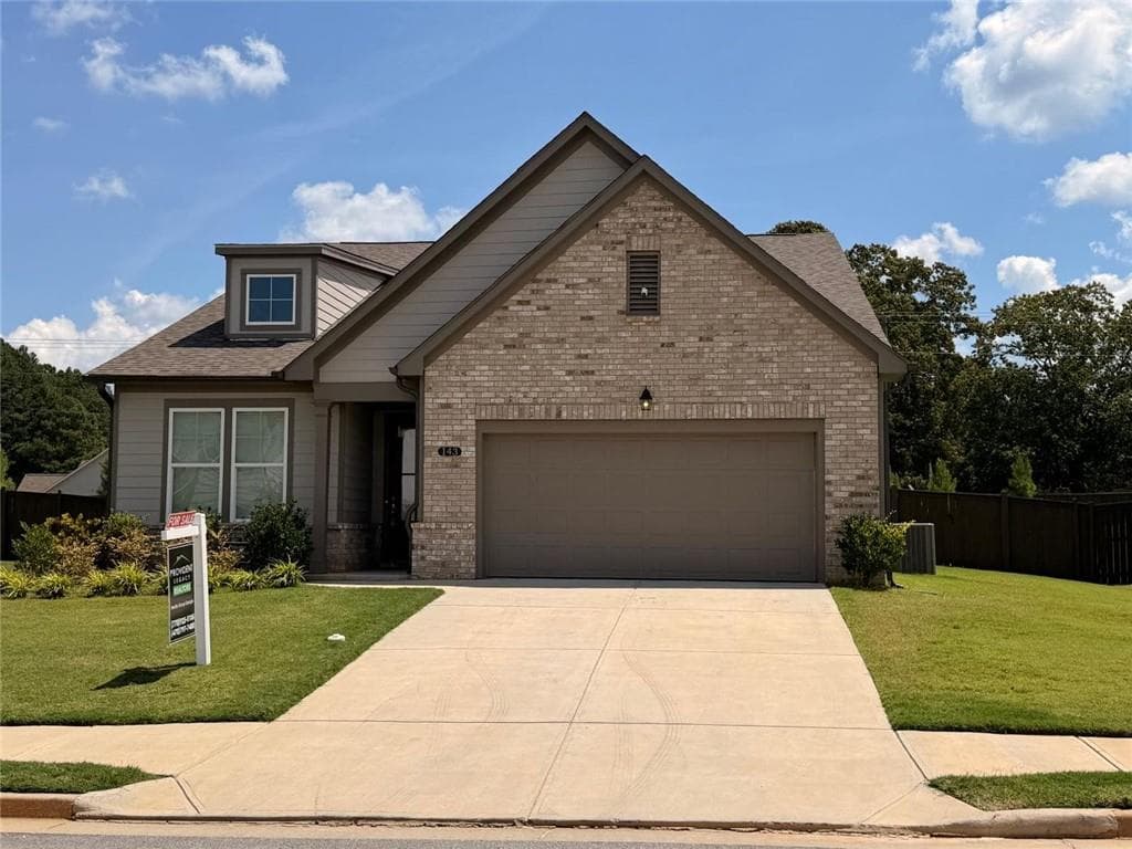 3 bedroom, 3 bathroom, 2,173 sq ft single family residence for sale at 143 Grand Meadows Drive, Hoschton, GA 30548 — photo 2