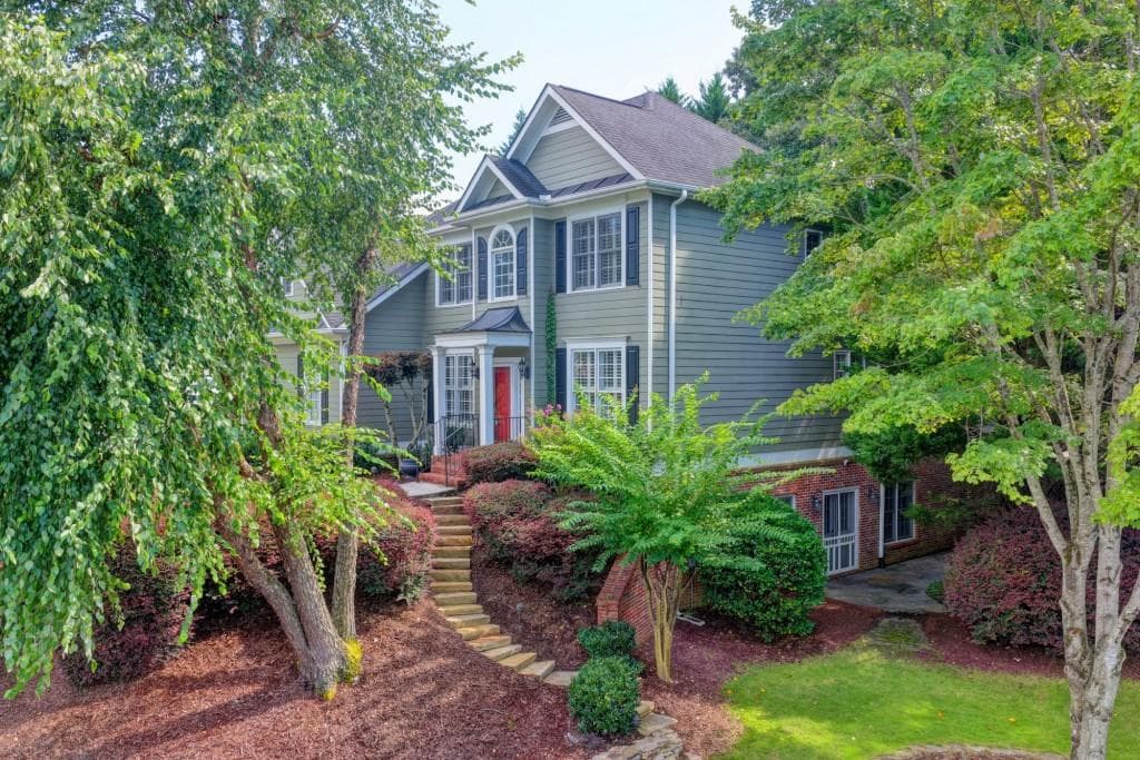 5 bedroom, 5 bathroom, 4,978 sq ft single family residence for sale at 1232 Forest Crest Drive, Dacula, GA 30019 — photo 4