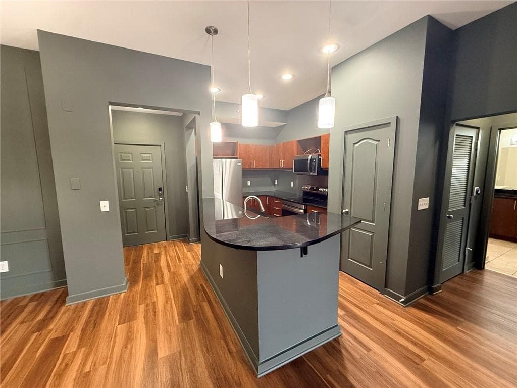 1 bedroom, 1 bathroom, 868 sq ft condominium for sale at 390 17TH Street 6056, Atlanta, GA 30363 — photo 6
