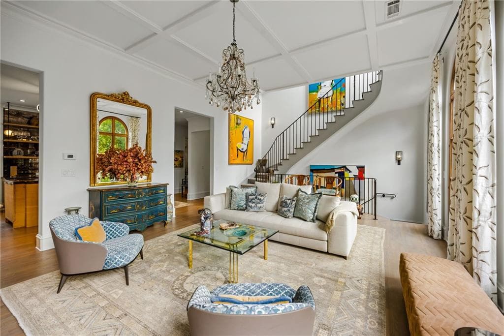 3 bedroom, 5 bathroom, 4,500 sq ft townhouse under contract at 2288 Peachtree Road 16, Atlanta, GA 30309 — photo 8