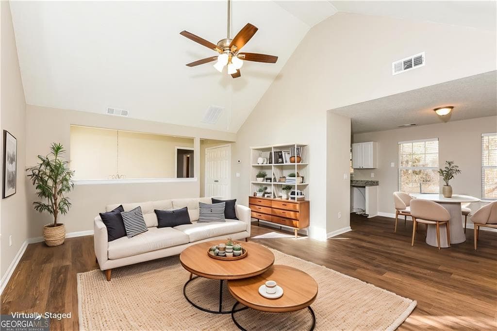 3 bedroom, 2 bathroom, 1,336 sq ft single family residence under contract at 5539 Sapphire Circle, Ellenwood, GA 30294 — photo 6