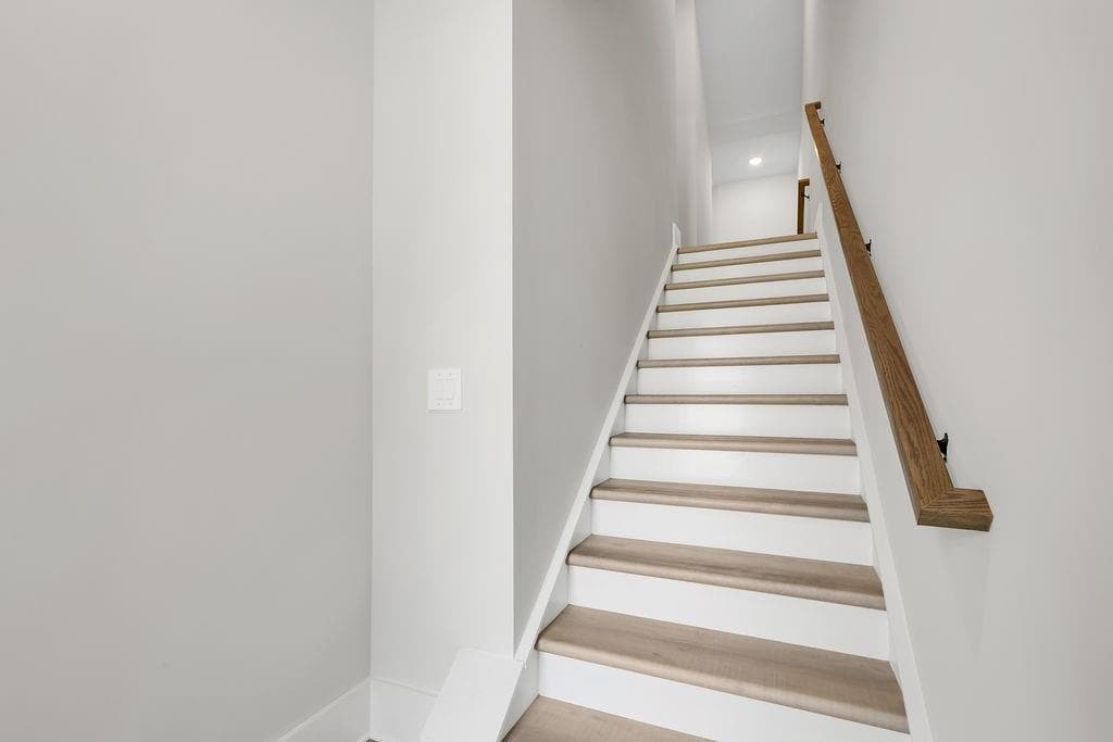 4 bedroom, 4 bathroom, 3,054 sq ft townhouse for sale at 517 Red Clay Farm Lane, Suwanee, GA 30024 — photo 5