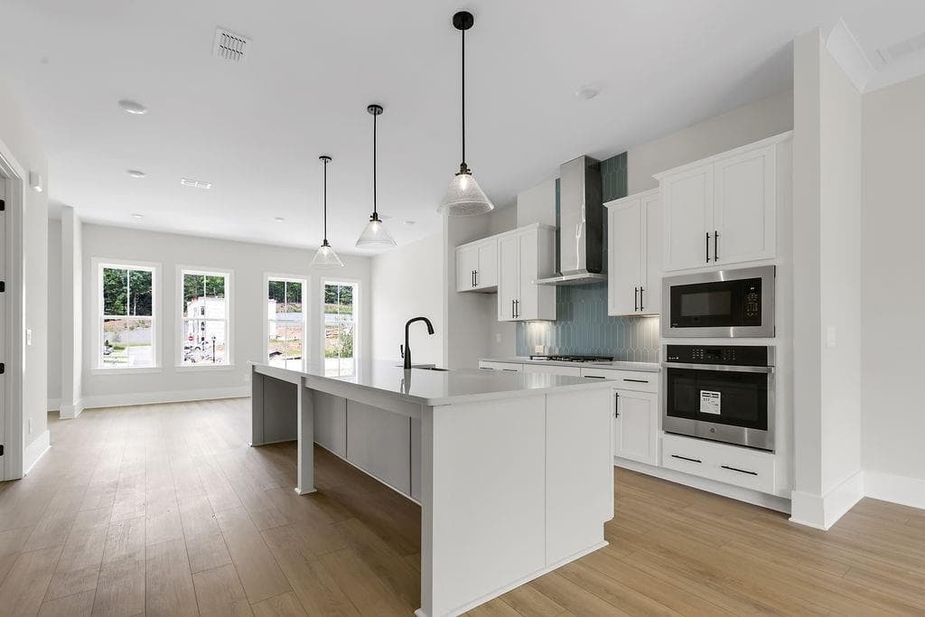 4 bedroom, 4 bathroom, 3,054 sq ft townhouse for sale at 517 Red Clay Farm Lane, Suwanee, GA 30024 — photo 10
